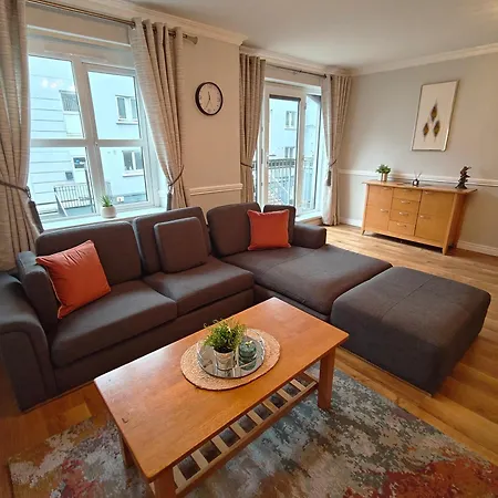 3 - Kirwan's Court Голуэй