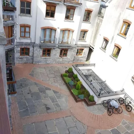 3 - Kirwan's Court *